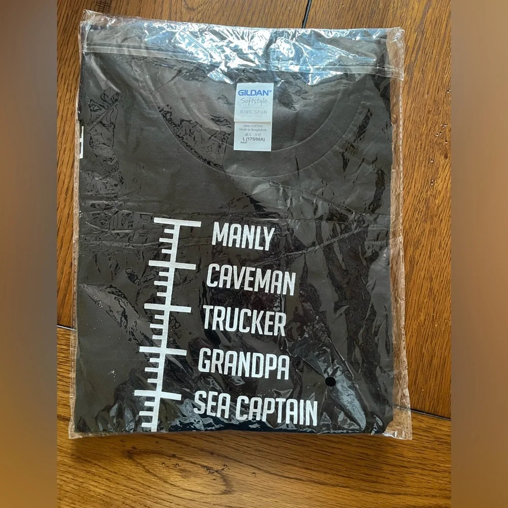 Beard Growth Chart Tshirt in Black - Picture 2 of 3